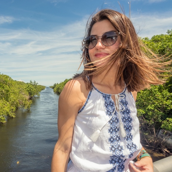 Dress with blue detail + tassel - Picture 4 of 4